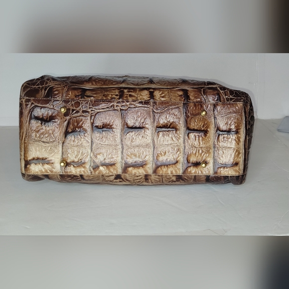 Brahmin Elegant Brown Crocodile-Embossed Women's Bag - Picture 3 of 6